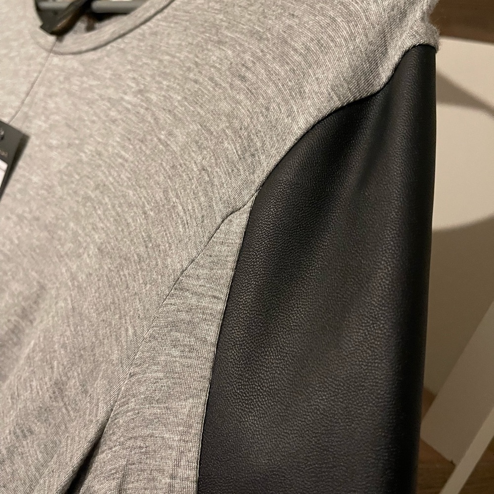 BCBG TOP
